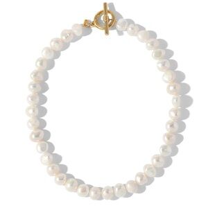Vanessa Mooney pearl necklace